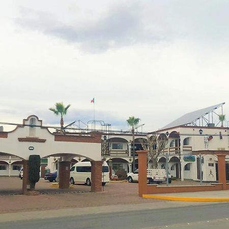 State Inn Чиуауа Экстерьер фото